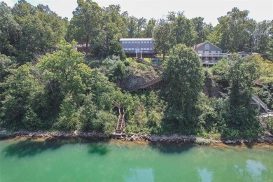 Current River Home For Sale in Doniphan Missouri