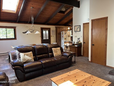 Tanglwood Lakes - Amazing Opportunity awaits....4 Bedroom plus - photo 5