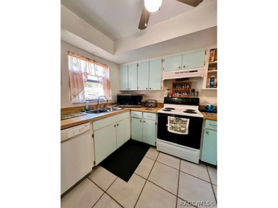 Well-kept home on a lot and a half that backs up to the golf - photo 6
