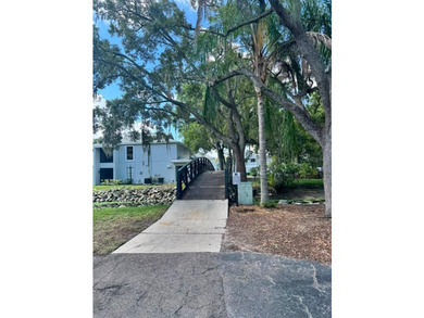 ATTENTION investors: Riverfront Studio Apartment -Turnkey - photo 3