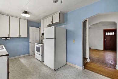 Nestled in the heart of sought-after Shorewood Hills, this - photo 12