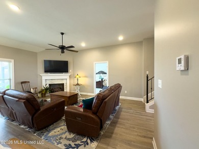 Great Home built in 2023 wonderful neighborhood with a community - photo 3