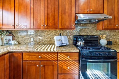 Welcome to 840 Capistrano Drive. This beautifully maintained - photo 16