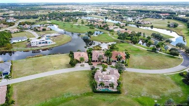 Discover this beautiful home in the Tesoro golf community - photo 4