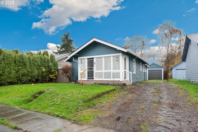 Lake Sacajawea Home For Sale in Longview Washington