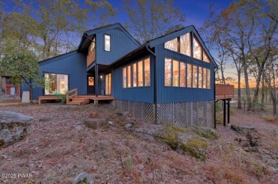 Lake Home For Sale in Lords Valley, Pennsylvania
