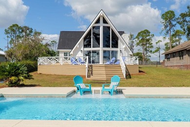 Just in time for summer-this stunning, fully renovated lakefront - photo 1