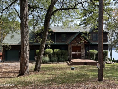 Lake Wallenpaupack Home Sale Pending in Lakeville Pennsylvania