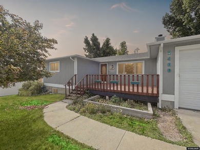 Flaming Gorge Reservoir Home For Sale in Green River Wyoming