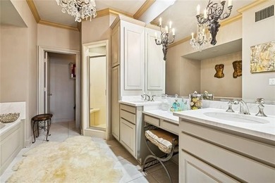 Experience elevated living in this exquisitely updated three - photo 14