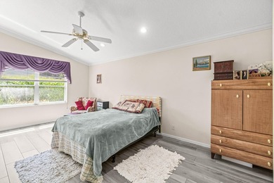 Welcome to easy Florida living in the highly desirable 55+ - photo 17
