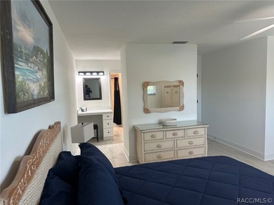 Check out this 1,584 sq.ft WATERFRONT, FULLY FURNISHED 2/2 - photo 10