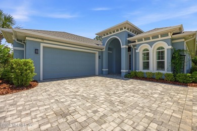 Luxury meets privacy in this beautifully appointed home on a - photo 6