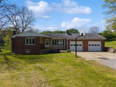Discover the perfect blend of comfort, privacy, and country - photo 1