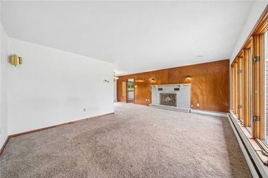 Discover the perfect blend of comfort, privacy, and country - photo 3