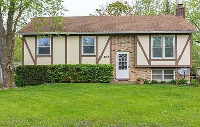 Island Lake Home For Sale in Island Lake Illinois