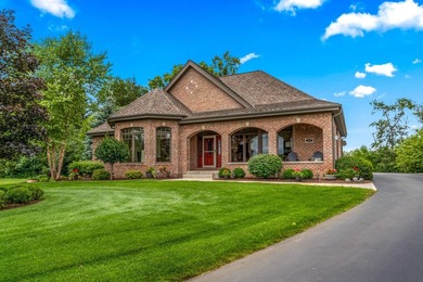 Lac La Belle Home For Sale in Oconomowoc Wisconsin