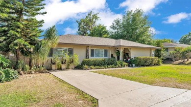 Lake Home For Sale in Lakeland, Florida