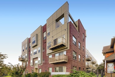 WHY ARE YOU RENTING when you can own this beautiful 1BR condo - photo 1