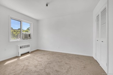 A Rare Find - A Duplex-Style Unit With Outdoor Patio. Situated - photo 13
