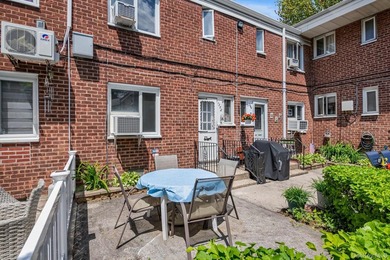 A Rare Find - A Duplex-Style Unit With Outdoor Patio. Situated - photo 18