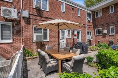 A Rare Find - A Duplex-Style Unit With Outdoor Patio. Situated - photo 19