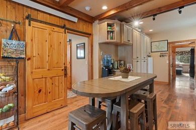 Set on 5 meticulously landscaped acres in breathtaking Swan - photo 25