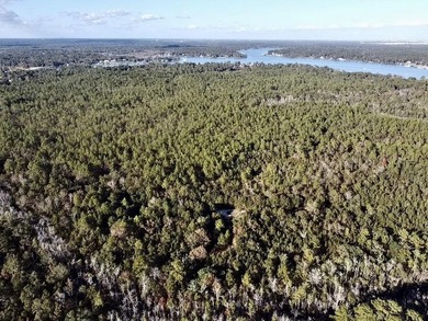 This versatile & divisible waterfront tract with quick access to - photo 2