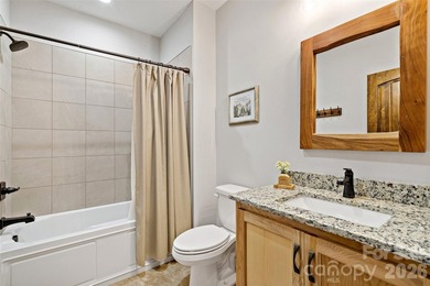 Welcome to this gorgeous home where exceptional craftsmanship - photo 33