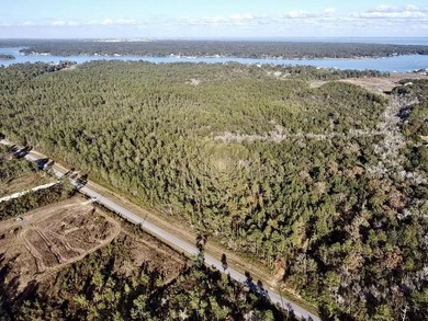 This versatile & divisible waterfront tract with quick access to - photo 4