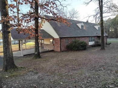Lake Hamilton Home For Sale in Hot Springs Arkansas