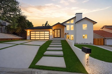 Newly completed after a comprehensive modern transformation - photo 1