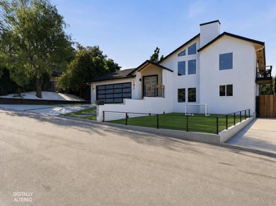 Newly completed after a comprehensive modern transformation - photo 2