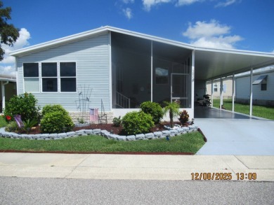 (private lake, pond, creek) Home For Sale in Zephyrhills Florida