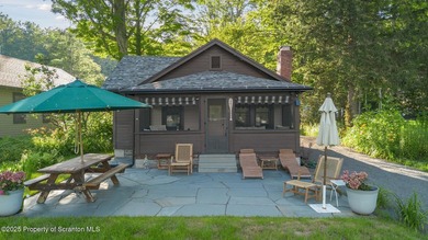 Lake Ariel Home For Sale in Lake Ariel Pennsylvania