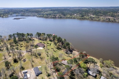 Lake Home For Sale in Chandler, Texas