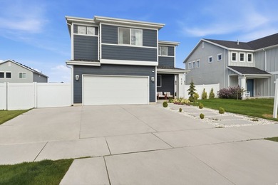 You won't want to miss out on this beautiful home! It features 4 - photo 1