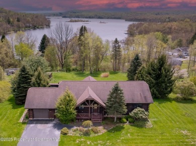Lake Home For Sale in Lake Ariel, Pennsylvania