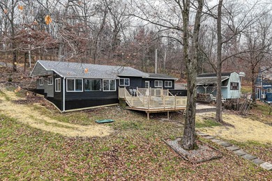 Lake Delhi Home For Sale in Delhi Iowa