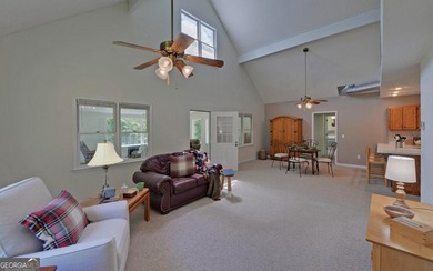 Nestled along the shores of Lake Hartwell, this charming cottage - photo 20
