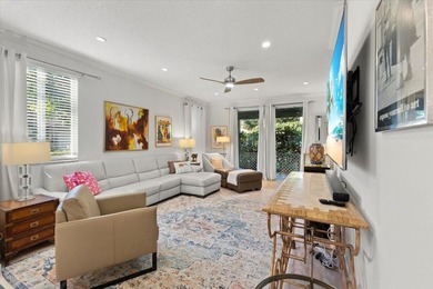 Behind the gates of Boca Pointe, this 3BR/3BA corner townhome - photo 5