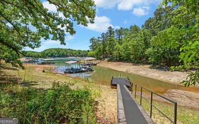 Nestled along the shores of Lake Hartwell, this charming cottage - photo 45