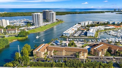 Meticulously maintained North Palm Beach waterfront gem in the - photo 2