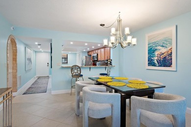 Meticulously maintained North Palm Beach waterfront gem in the - photo 5