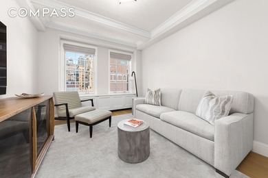 Classic prewar elegance meets modern living at the Philip House - photo 7