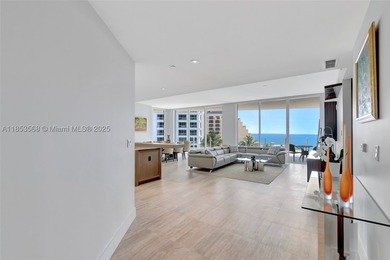WELCOME HOME to the Four Seasons Private Residence 802. This 2 - photo 4