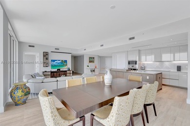 WELCOME HOME to the Four Seasons Private Residence 802. This 2 - photo 10