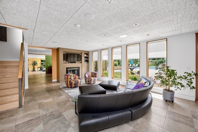 A true architectural masterpiece, this nearly 10,000-sq-ft - photo 25