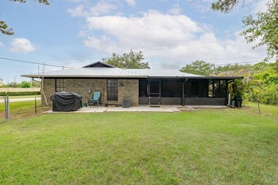 Welcome to this charming and well-maintained CBS ranch home - photo 35