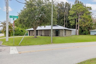 Welcome to this charming and well-maintained CBS ranch home - photo 37